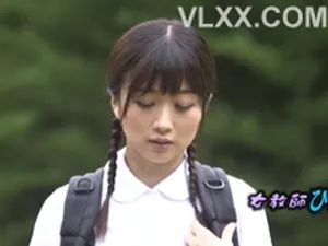 Gái cave đít bự nuốt trứng cút bú lỗ hậu