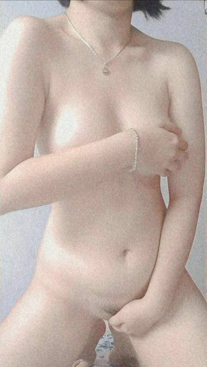 Em Ông chồng dâm tặc Trả bài bồn chứa tinh của anh trai khi ở nhà anh trai vì thất nghiệp